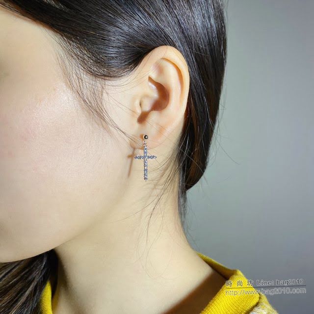 Tiffany飾品 蒂芙尼女士專櫃爆款925十字架耳環  zgt1648
